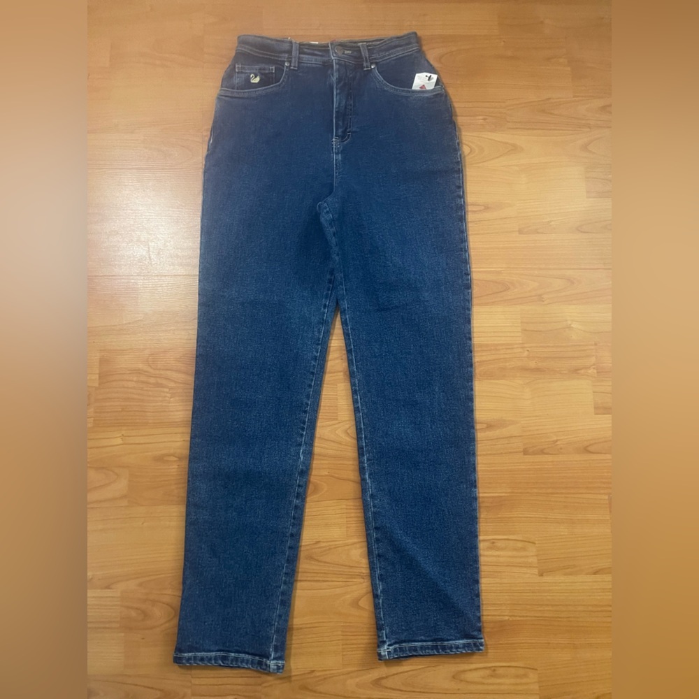 NWT Gloria Vanderbilt Womens Size 8 Medium Straight Leg Pockets Denim Blue Jeans